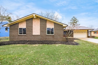 4484 Loos Cir E, Columbus, OH 43214