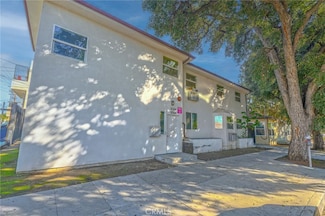 6364 Sylmar Ave, Los Angeles, CA 91401