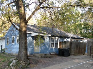 3317 Athlone Ave, Sioux City, IA 51105