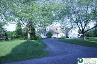 472 Bauer Rd, Bath, PA 18014