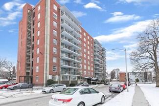 80 Salisbury St Unit 803, Worcester, MA 01609