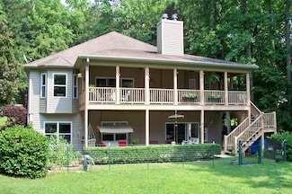 307 E River Bend Dr, Eatonton, GA 31024