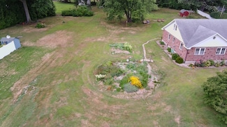 26 Skyline Dr, Plainville, CT 06062