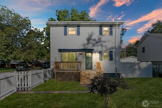 3001 Gilboa Ave, Zion, IL 60099