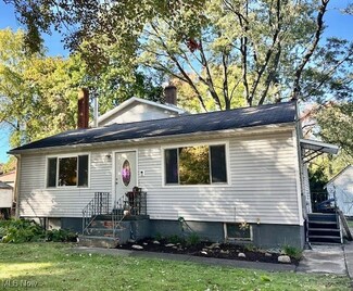 395 Hemsley Ave, Akron, OH 44319