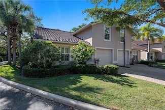3520 Avion Woods Ct Unit 201, Naples, FL 34104