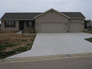 511 Michele Dr, Milford, IN 46542