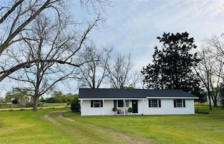 1111 W Malvern Hwy, Slocomb, AL 36375