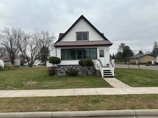 407 E 5th St, Owen, WI 54460