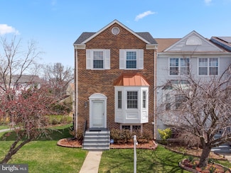 12361 Herrington Manor Dr, Silver Spring, MD 20904