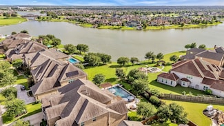 10227 Grape Creek Grove Ln, Cypress, TX 77433