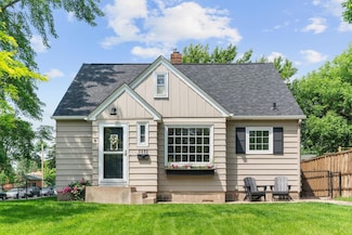 3252 Georgia Ave S, Saint Louis Park, MN 55426