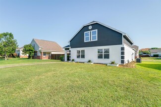 10319 Glen Vista Dr, Dallas, TX 75217