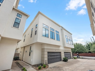 16 N Hutcheson St, Houston, TX 77003