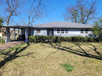 2419 N Shannon St, Sherman, TX 75092