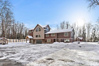 2800 Nugget Ln, Anchorage, AK 99516