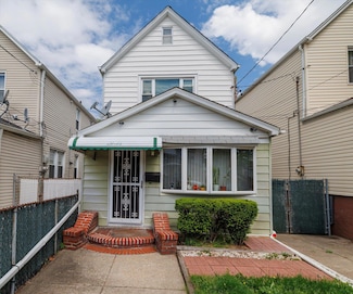 120-05 115th Ave, South Ozone Park, NY 11420