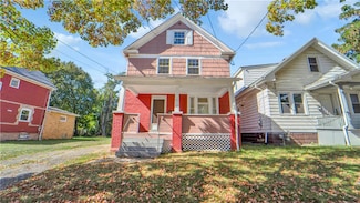 71 Crombie St, Rochester, NY 14605