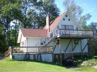 698 Town Farm Rd, Warren, MA 01083