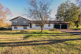 2102 Grandview St, Bowling Green, KY 42101