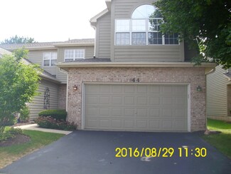 44 Townsend Cir, Naperville, IL 60565