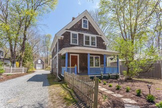 250 Woods Hole Rd, Falmouth, MA 02540