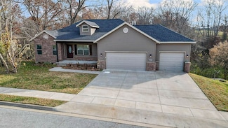 1070 Nemett Cir, Pea Ridge, AR 72751