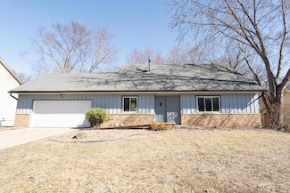 13097 Euclid Ave, Saint Paul, MN 55124