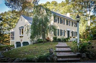 17 Goulding St E, Sherborn, MA 01770