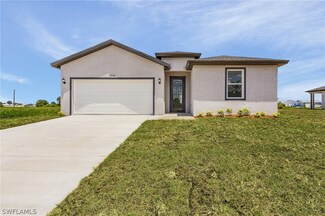 9038 Bamboo Cir, Labelle, FL 33935
