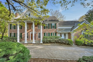 120 Whipstick Rd, Ridgefield, CT 06877