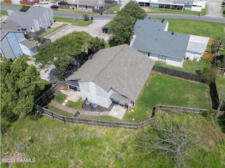 1847 Fox Run Dr Unit 1 & 2, Lake Charles, LA 70605