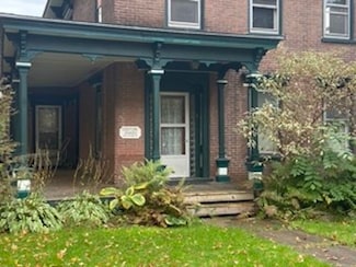 3 Main St, Milton, VT 05468