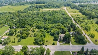 VL S Center Rd, Flint, MI 48519