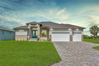 211 Rotonda Blvd S, Rotonda West, FL 33947