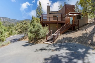 1917 Freeman Dr, Pine Mountain Club, CA 93222