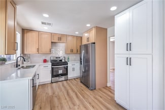 9321 Dancing Daffodil Ave, Las Vegas, NV 89129