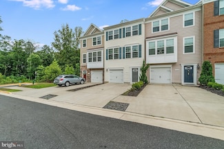 322 Tree Line Dr, Fredericksburg, VA 22405