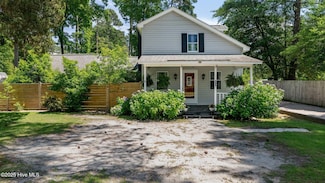 625 S May St, Southern Pines, NC 28387