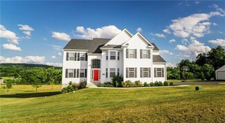 7300 Mount Vernon Dr, Zionsville, PA 18092