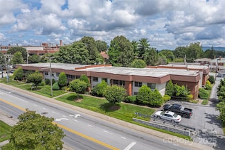 427 6th Ave W Unit B 12, Hendersonville, NC 28739