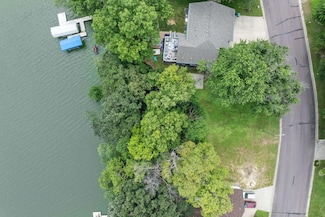 647 Shoreacres Dr, Fairmont, MN 56031