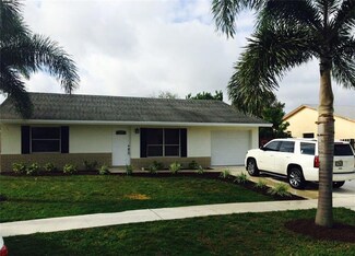 6822 Athena Dr, Lake Worth, FL 33463