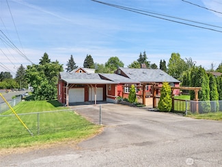 2526 19th St, Bremerton, WA 98312