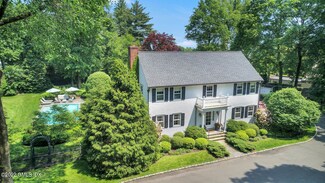 470 North St, Greenwich, CT 06830