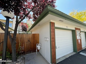 972 Flatcar Ln, Sparks, NV 89431