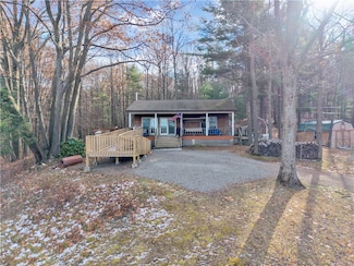 11750 Lyon Rd, Naples, NY 14512