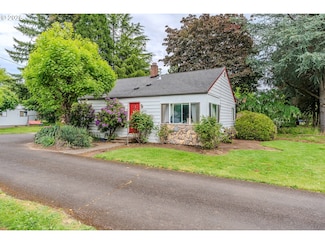 17941 SE Main St, Portland, OR 97233