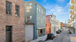 422 Notre Dame St Unit 1, New Orleans, LA 70130