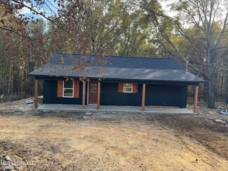 625 Ridge Rd, Sarah, MS 38665
